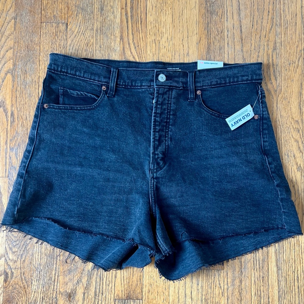Old Navy Sky-Hi A-Line Black Wash Denim Jean Short Cutoff 16 3” Inseam